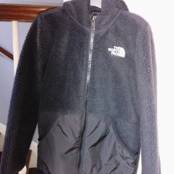 Kids Black Fleece Jacket - Picture 1 of 3